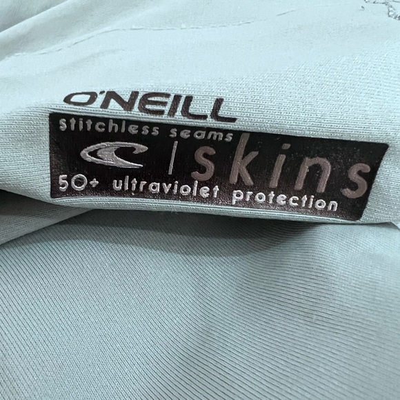 O’Neill WOMEN'S Rash Guard NEO-SKINS FRONT ZIP JACKET Sz Med EUC - Picture 2 of 2